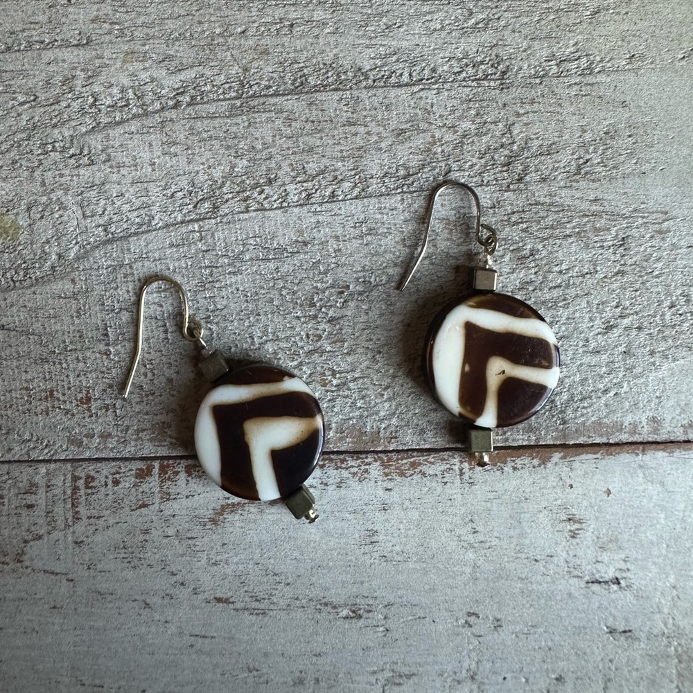 Dangly brown earrings